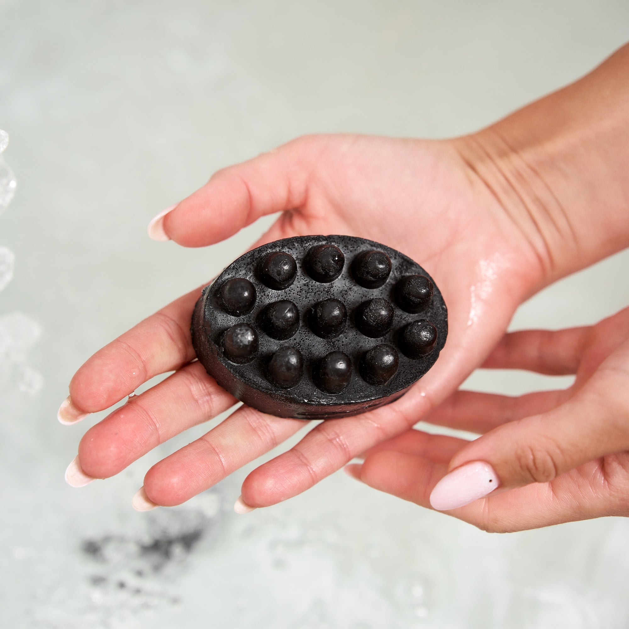 アロマグッズ BIORUBBER All Natural Massage Soap Bar| Charcoal | Bamboo Switch®