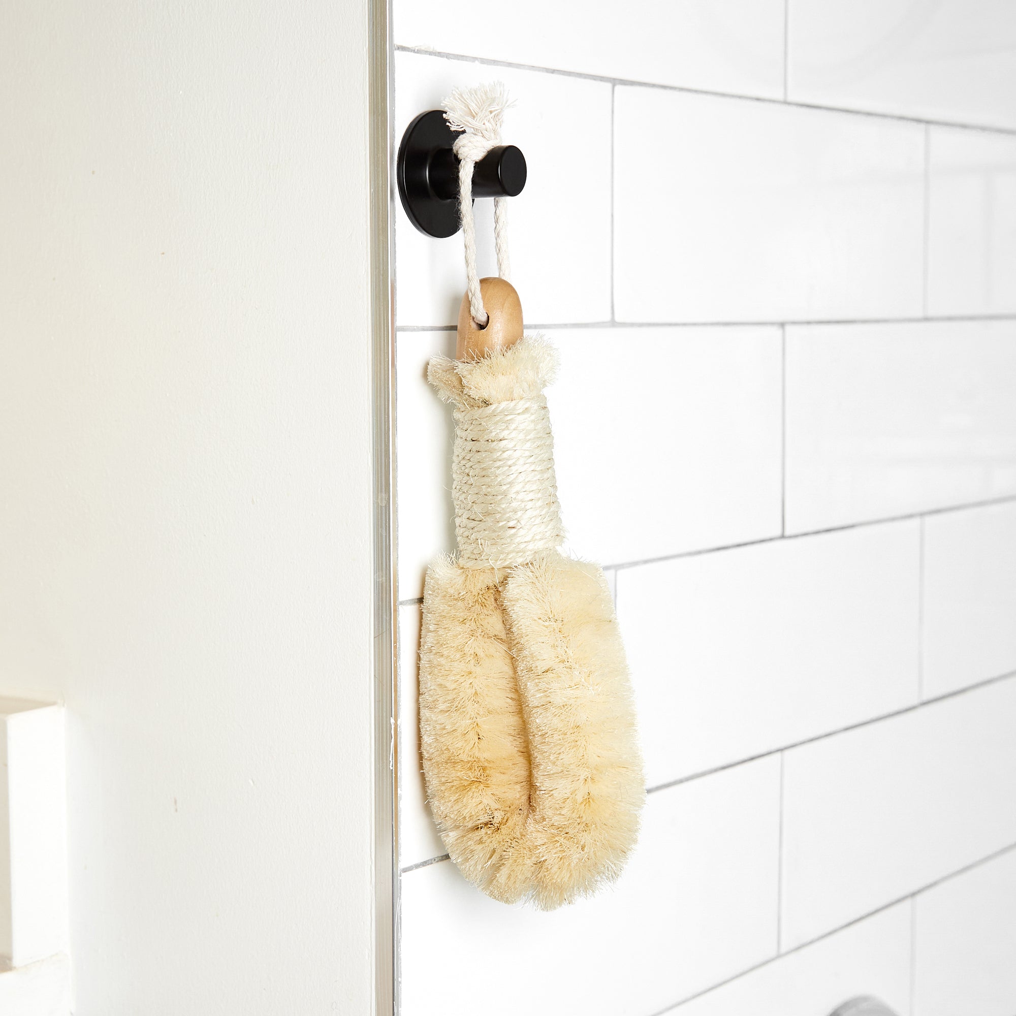 Sisal Dry Brush - Bamboo Switch