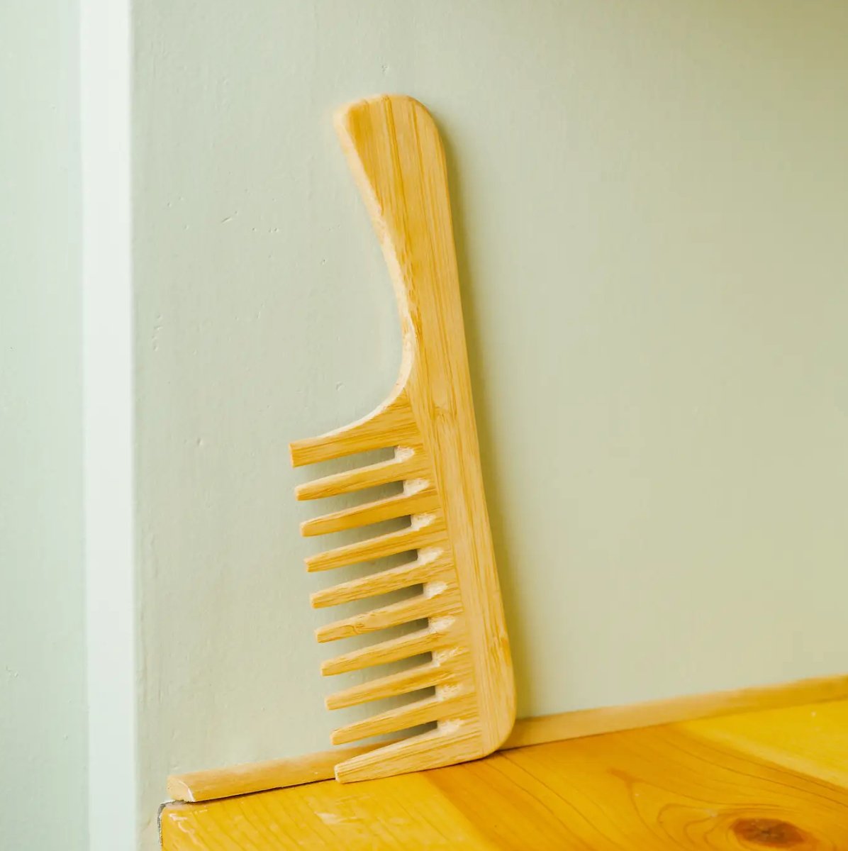 Bamboo Detangling Wide Comb - Bamboo Switch