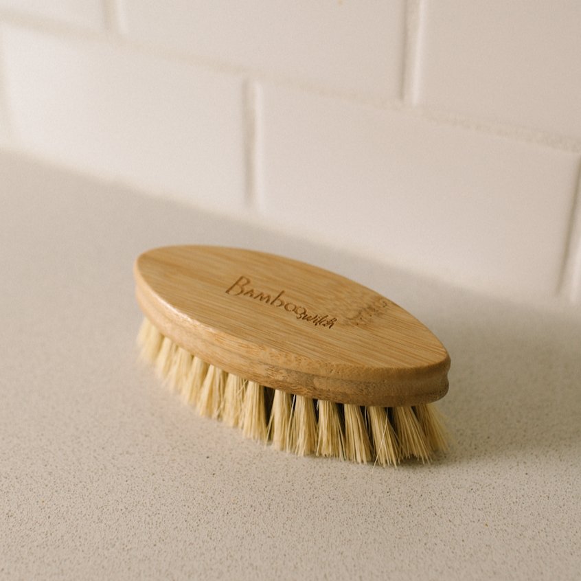 Cleaning Brush - Sisal Bristle - Bamboo Switch