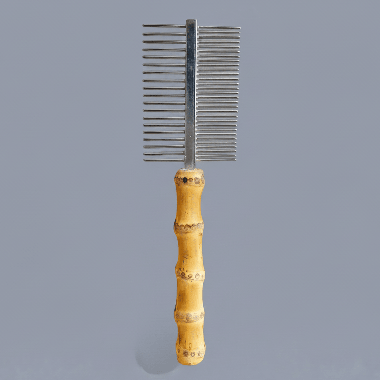 Bamboo Root Pet Flea & Tick Comb - Bamboo Switch