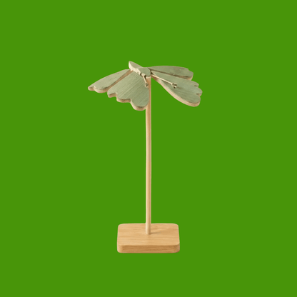 product highlight of a self balancing bamboo butterfly | Bamboo Switch