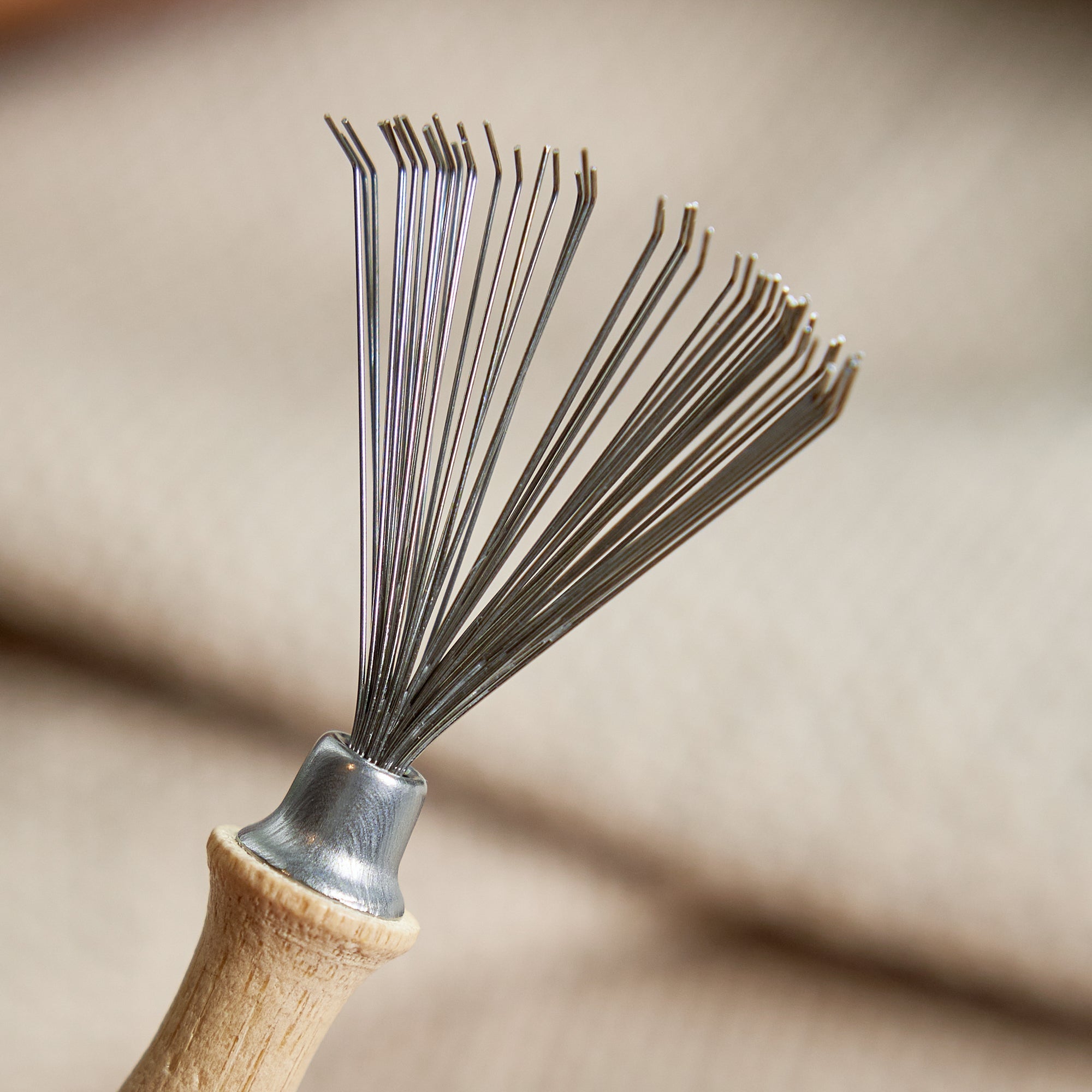Comb Cleaning Tool - Bamboo Switch