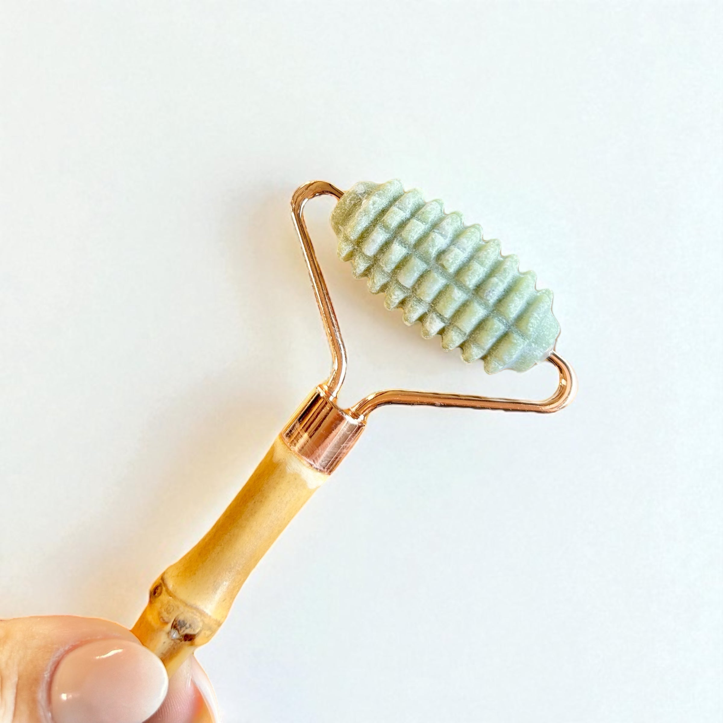 Jade Facial Roller | Bamboo Root - Bamboo Switch