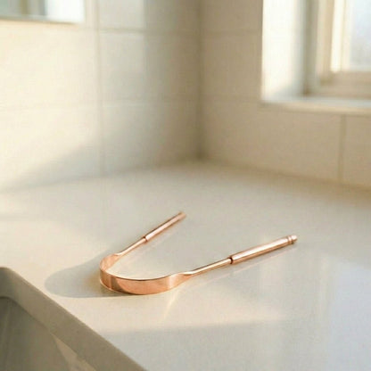 Tongue Scraper | Stainless Steel - Bamboo Switch