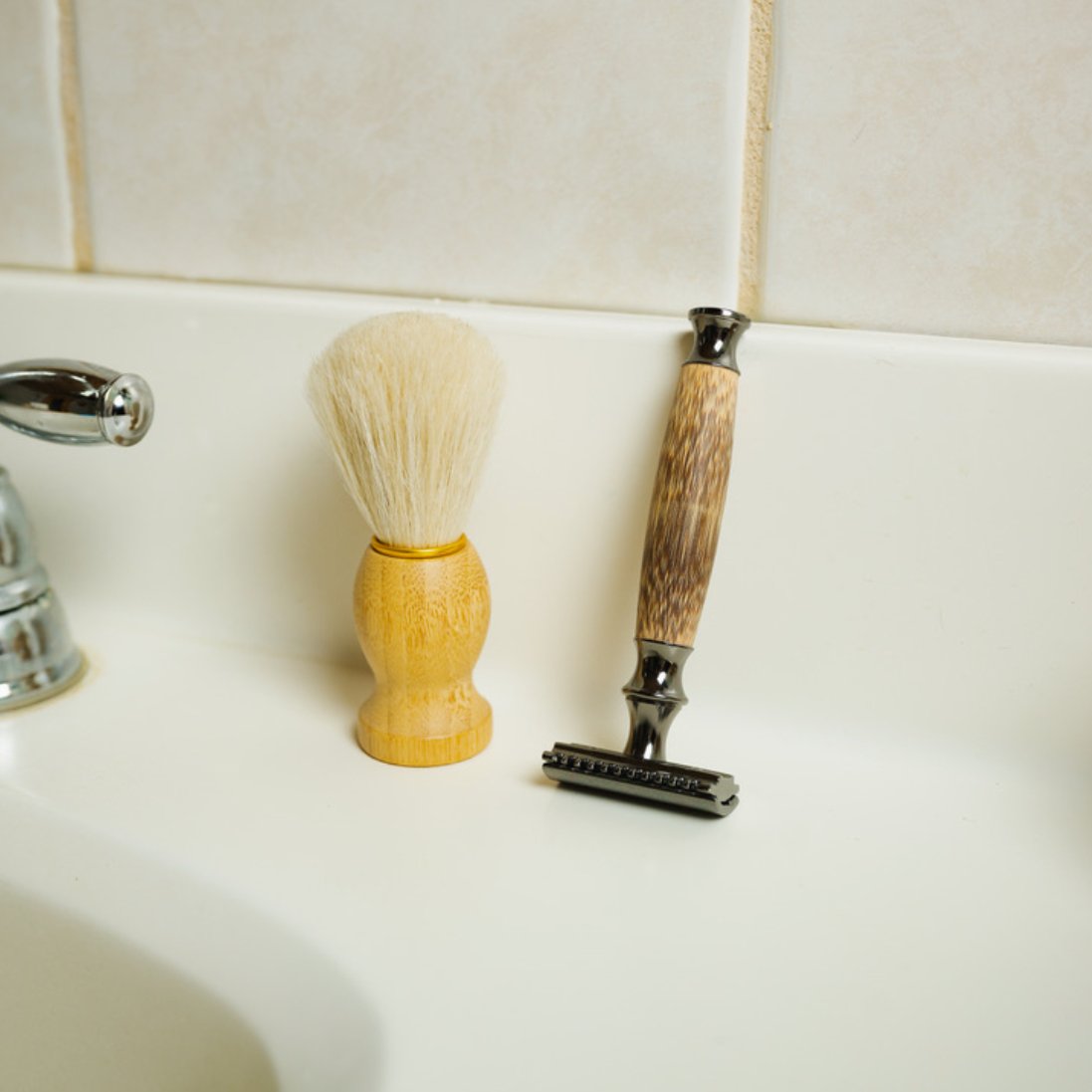 sustainable, zero waste, earth-friendly, plastic-free Natural Bristle Shave Brush | Men's Shaving - Bamboo Switch