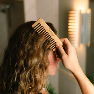 sustainable, zero waste, earth-friendly, plastic-free Wide Tooth Detangling Comb - Bamboo Switch